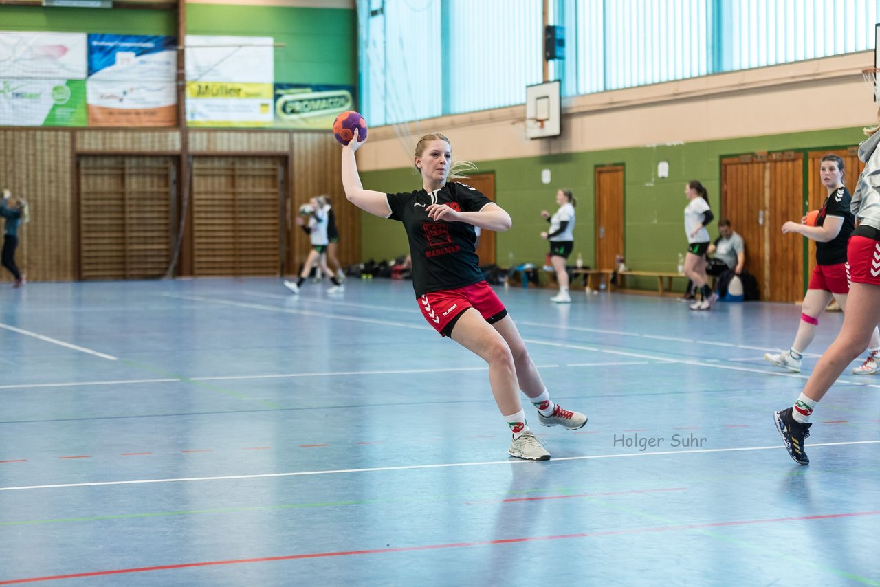 Bild 111 - Frauen HSG Kremperheide/Muensterdorf - HFF Munkbarup : Ergebnis: 28:27